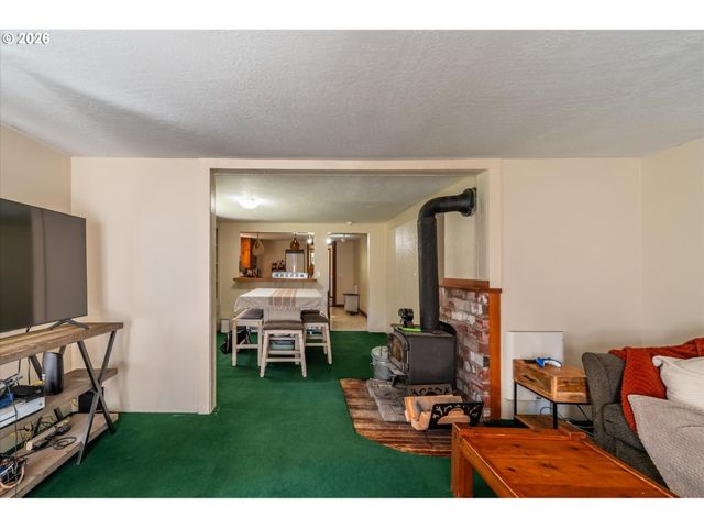 56054 Prosper Junction Rd, Bandon, OR 97411