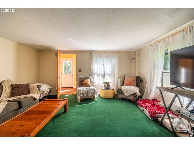 56054 Prosper Junction Rd, Bandon, OR 97411