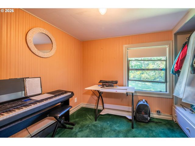 56054 Prosper Junction Rd, Bandon, OR 97411