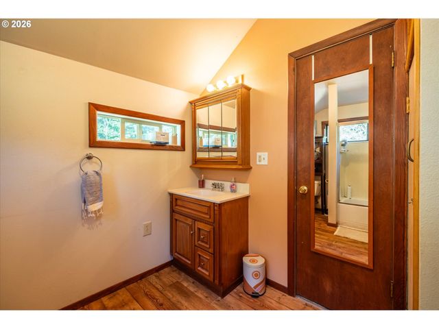 56054 Prosper Junction Rd, Bandon, OR 97411