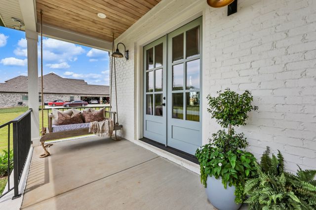 4872 Royal View Way, Clarksville, TN 37040