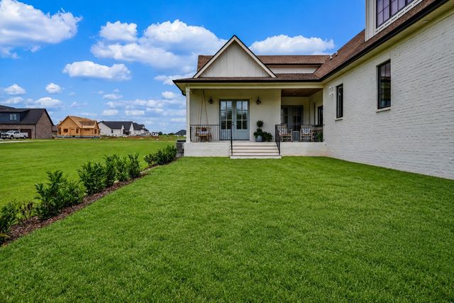 4872 Royal View Way, Clarksville, TN 37040