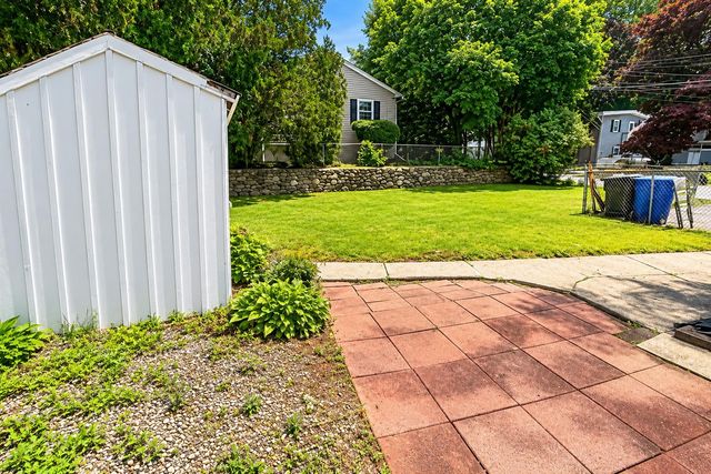 695 Calef Road, Manchester, NH 03103