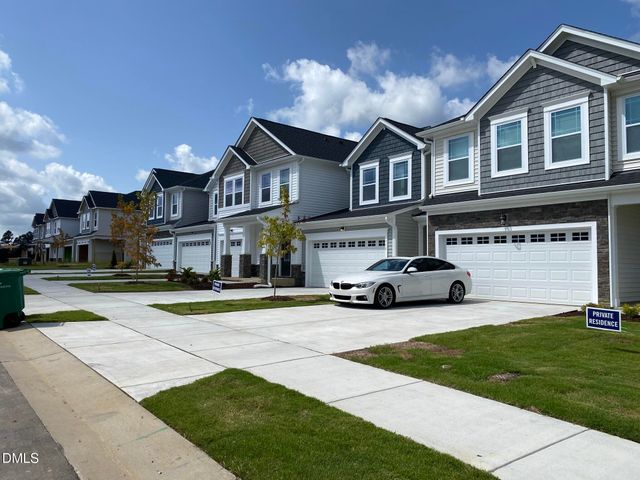 760 Creekway Drive, Fuquay Varina, NC 27526