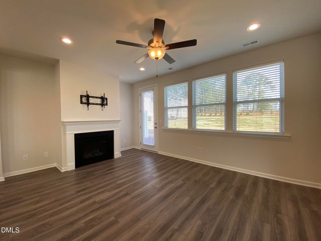 760 Creekway Drive, Fuquay Varina, NC 27526