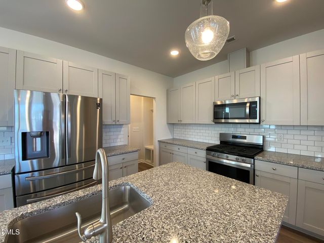 760 Creekway Drive, Fuquay Varina, NC 27526