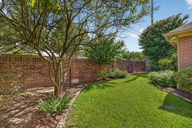 13911 Carriage Walk Lane, Houston, TX 77077