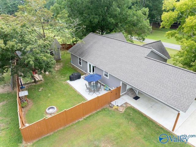 253 White Street, Rainsville, AL 35986