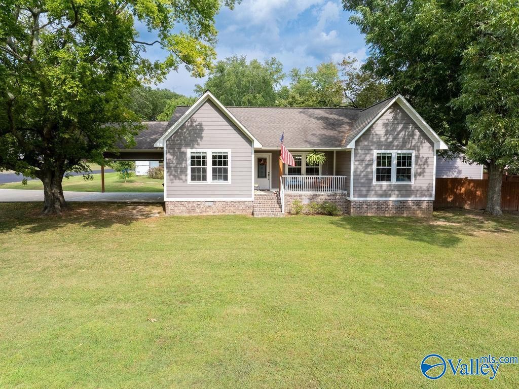 253 White Street, Rainsville, AL 35986