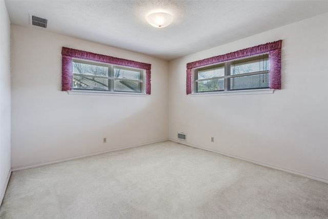 9824 Ravensway Drive, Dallas, TX 75238