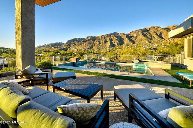 6540 N Pontatoc Road, Tucson, AZ 85718