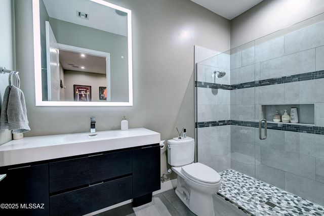 6540 N Pontatoc Road, Tucson, AZ 85718