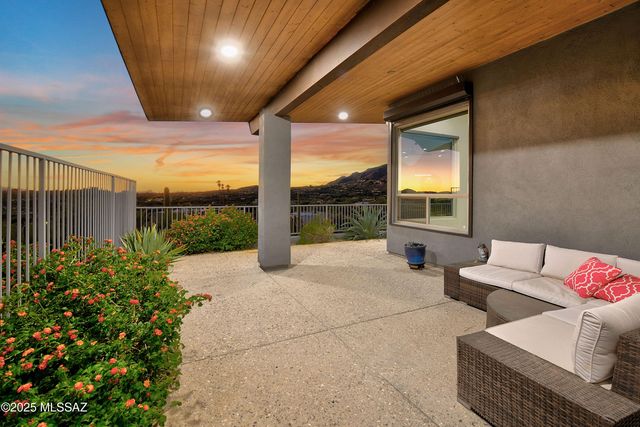 6540 N Pontatoc Road, Tucson, AZ 85718