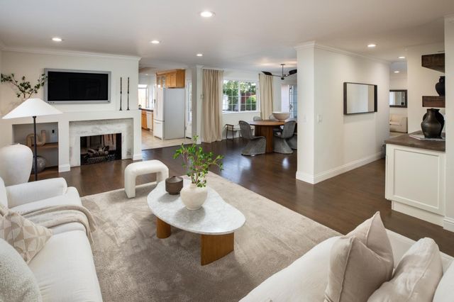 6812 Lazy River Way, San Jose, CA 95120