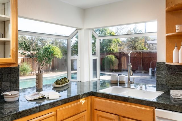 6812 Lazy River Way, San Jose, CA 95120