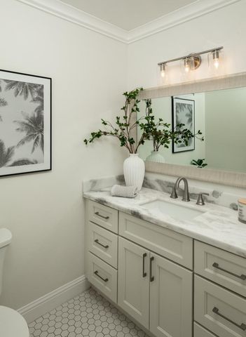 6812 Lazy River Way, San Jose, CA 95120