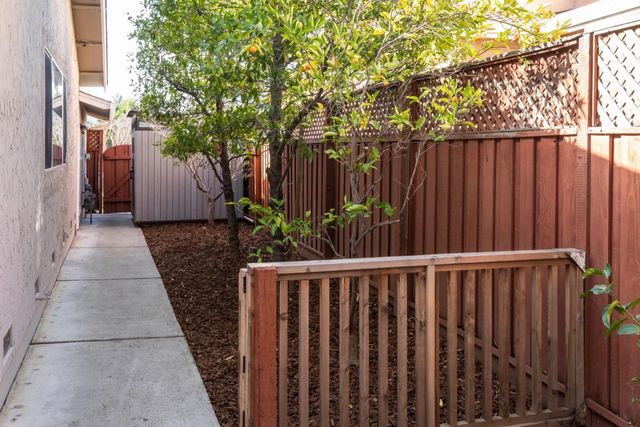 6812 Lazy River Way, San Jose, CA 95120