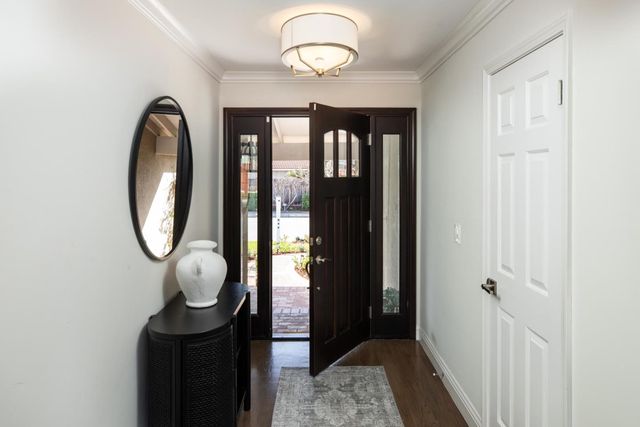 6812 Lazy River Way, San Jose, CA 95120