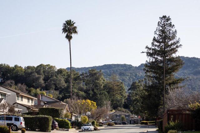 6812 Lazy River Way, San Jose, CA 95120