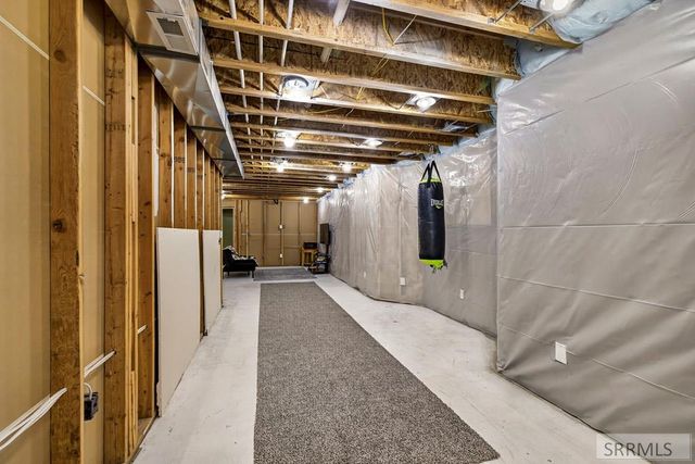 425 E Oak Street, Shelley, ID 83274