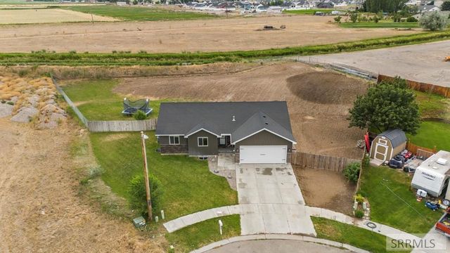425 E Oak Street, Shelley, ID 83274