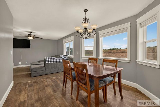 425 E Oak Street, Shelley, ID 83274