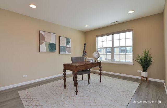 398 S Jade Lane, Round Lake, IL 60073