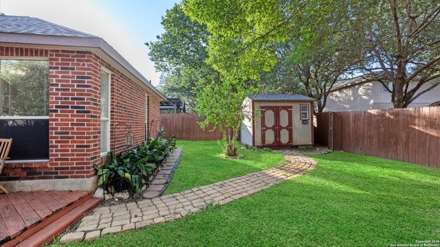 2812 Berry Patch, Schertz, TX 78154