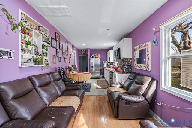 123 Mars St, Petersburg, VA 23803