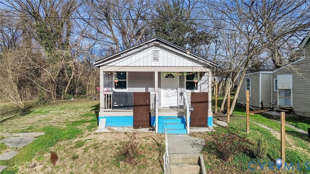 123 Mars St, Petersburg, VA 23803