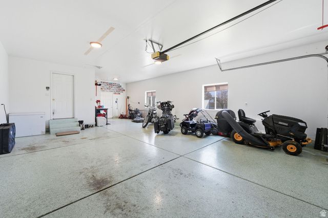 1718 N 2850 W, Plain City, UT 84404