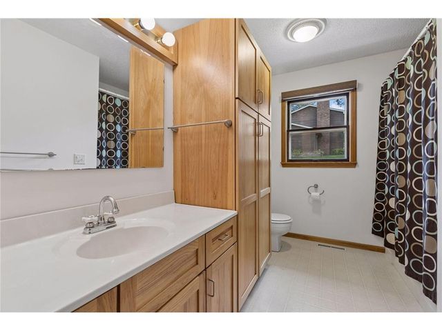 235 Quality Avenue, Lakeland, MN 55043