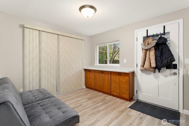 206 W Marilyn Avenue, Everett, WA 98204