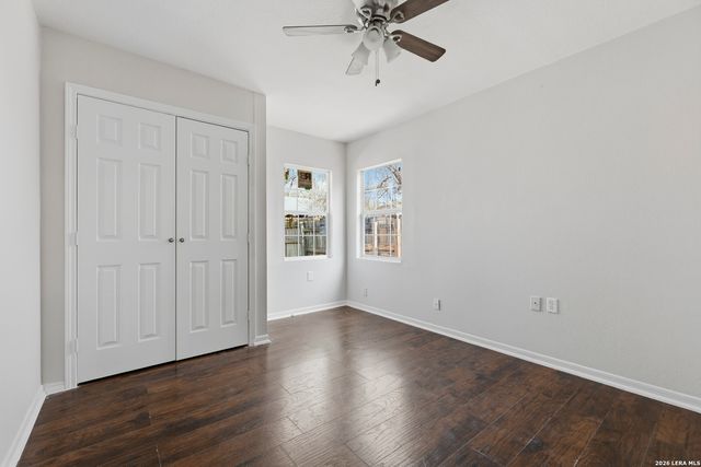 9455 Greens Pt, San Antonio, TX 78250