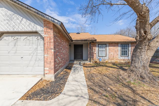9455 Greens Pt, San Antonio, TX 78250