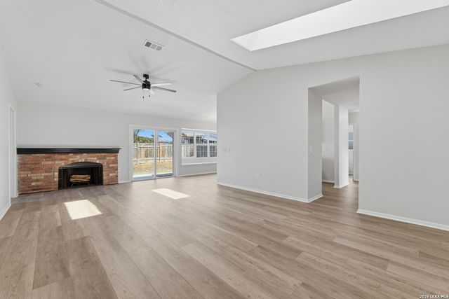 9455 Greens Pt, San Antonio, TX 78250