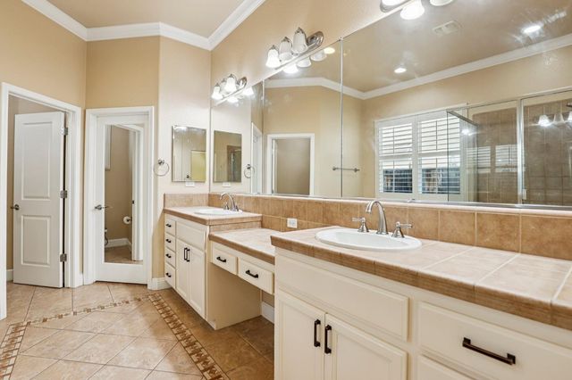 716 Chesterfield Way, Rocklin, CA 95765