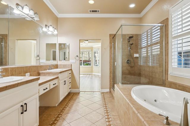 716 Chesterfield Way, Rocklin, CA 95765