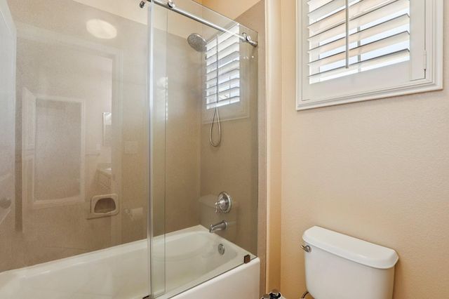 716 Chesterfield Way, Rocklin, CA 95765