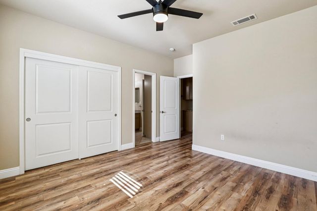 716 Chesterfield Way, Rocklin, CA 95765