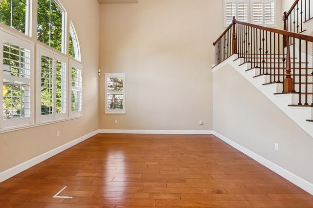 716 Chesterfield Way, Rocklin, CA 95765