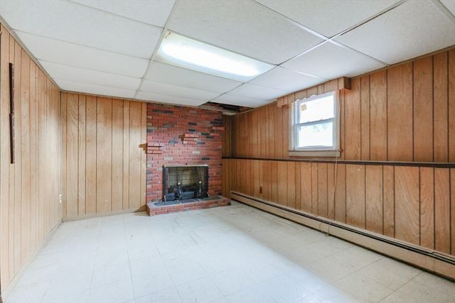 194 Ewing Dr, Stoughton, MA 02072