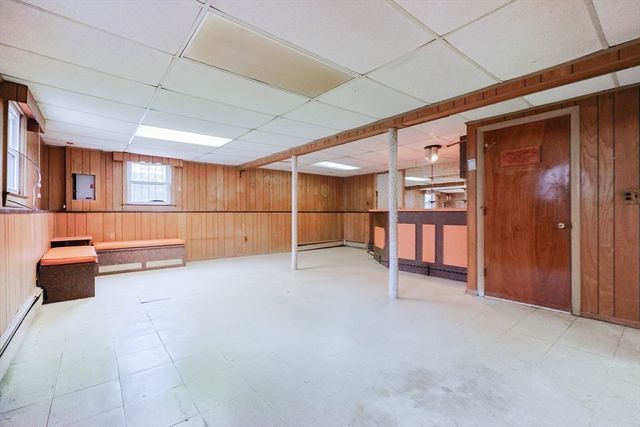 194 Ewing Dr, Stoughton, MA 02072