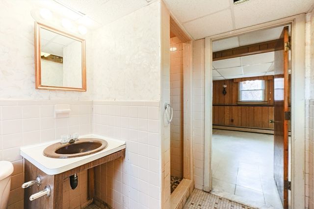 194 Ewing Dr, Stoughton, MA 02072