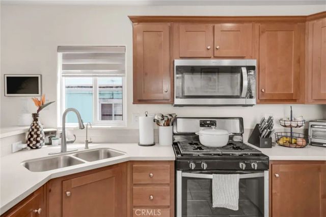 2355 Lomita Blvd 16, Lomita, CA 90717