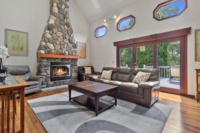 3655 99th STREET, Pleasant Prairie, WI 53158