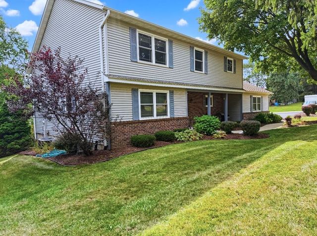 3655 99th STREET, Pleasant Prairie, WI 53158