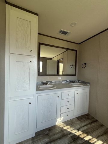 421 Bower Lane, Conroe, TX 77303