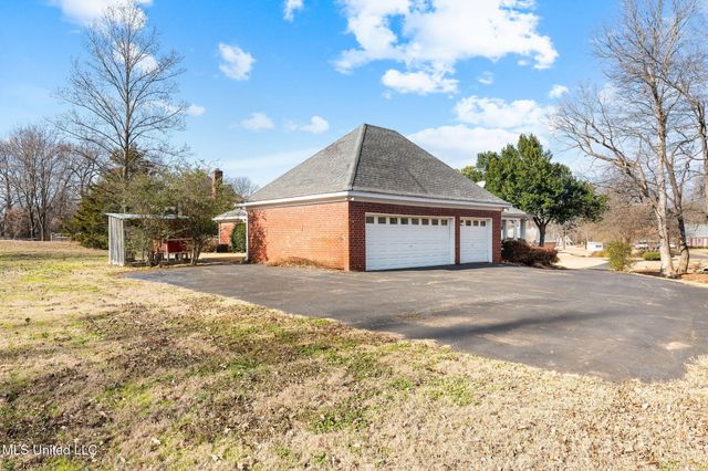 7885 Hunters Bend Cove, Olive Branch, MS 38654