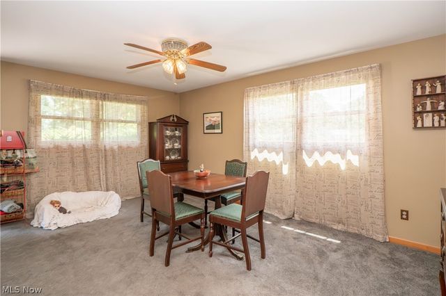 731 Bachtel Street SE, North Canton, OH 44720